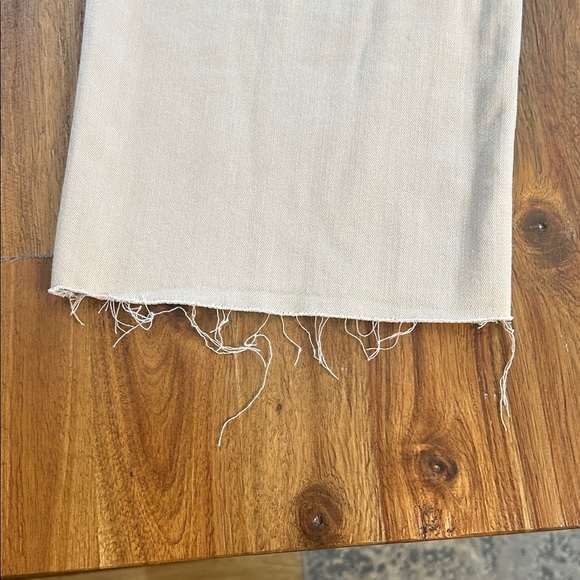 Sneak Peek Women's Beige Straight Leg Jeans - Picture 7 of 11